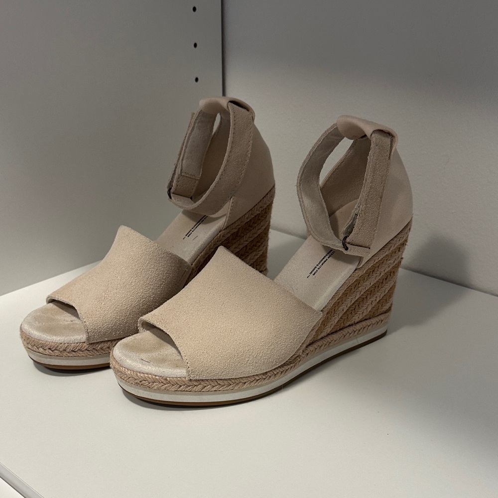 Toms Beige Espadrille Wedge Sandals